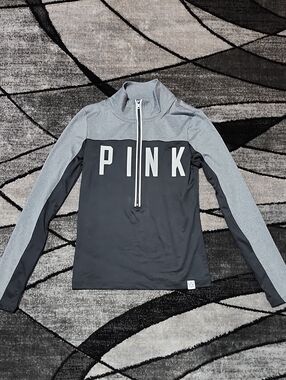 VINTAGE VS PINK 2016 ULTIMATE REFLECTIVE LOGO COLORBLOCK HALF-ZIP THUMB-HOLE